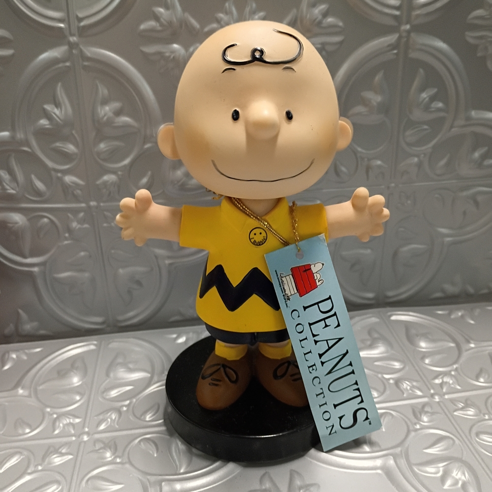 Westland Giftware Charlie Brown Bobblehead from Peanuts Comics 6"